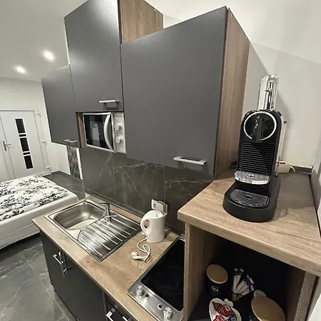 Privates Mit Parkplatz, Bad & Kueche Separater Eingang بالسور