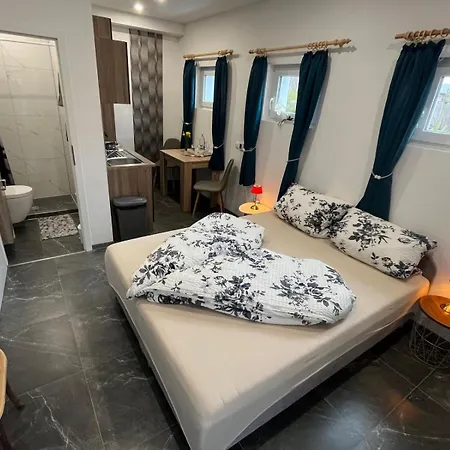 Privates Mit Parkplatz Nac * Euskirchen