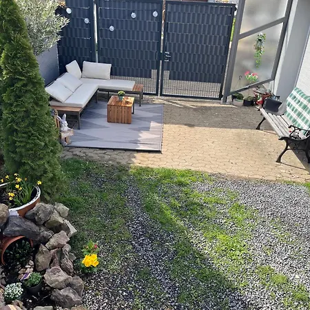 Privates Mit Parkplatz Nac * Euskirchen