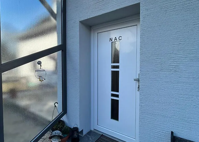 Privates Mit Parkplatz Nac Homestay