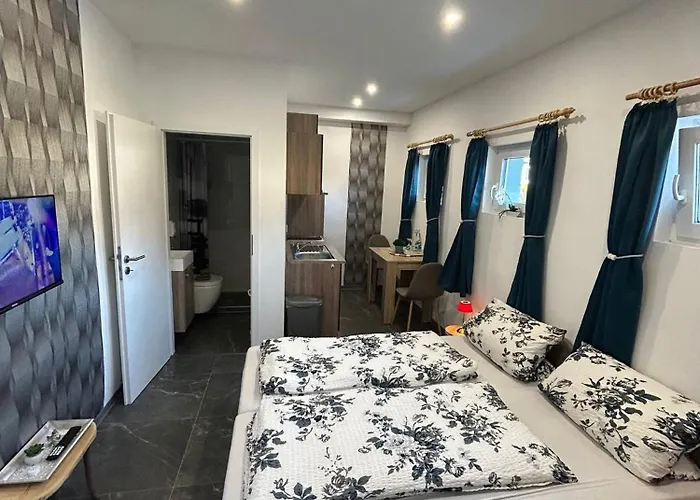 Privates Mit Parkplatz Nac Homestay Euskirchen