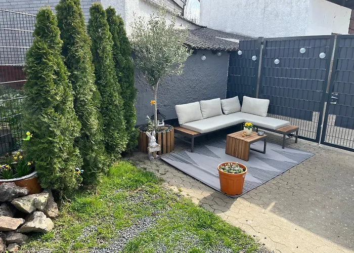 Privates Mit Parkplatz Nac Euskirchen